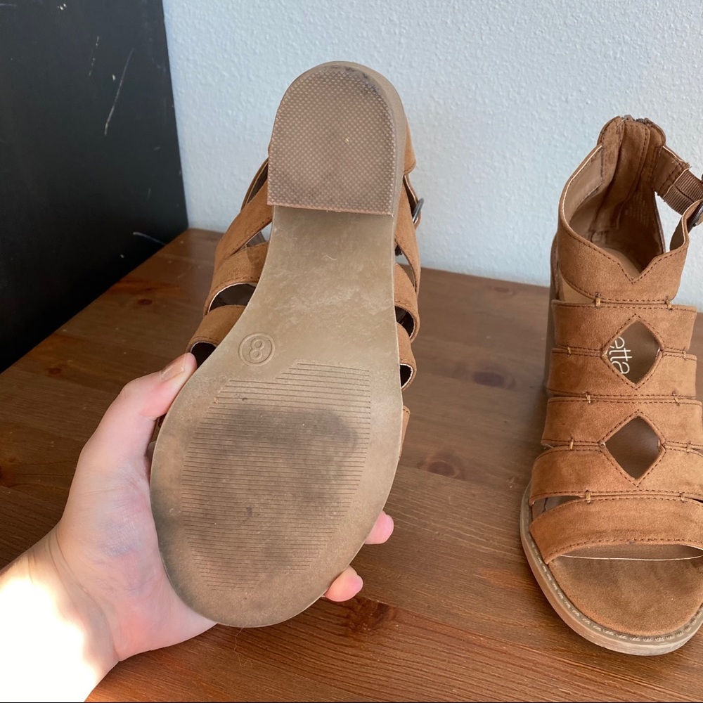 Cute Heels! - Picture 2 of 6